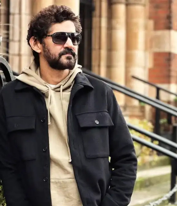 Gaurav Kapur's Photos