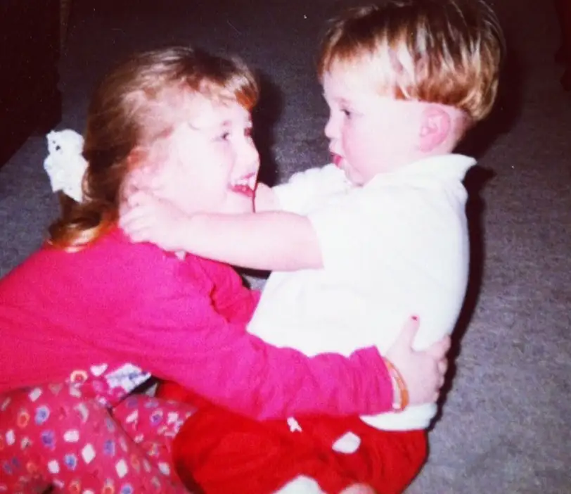 Zach Bryan with her sister childhood